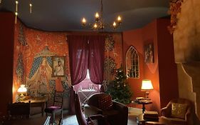 Le Grand Gite Du Sorcier ! Logement Magique